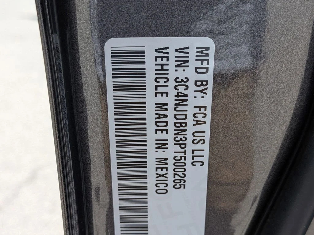 Used 2023 Gray Jeep Latitude image 26
