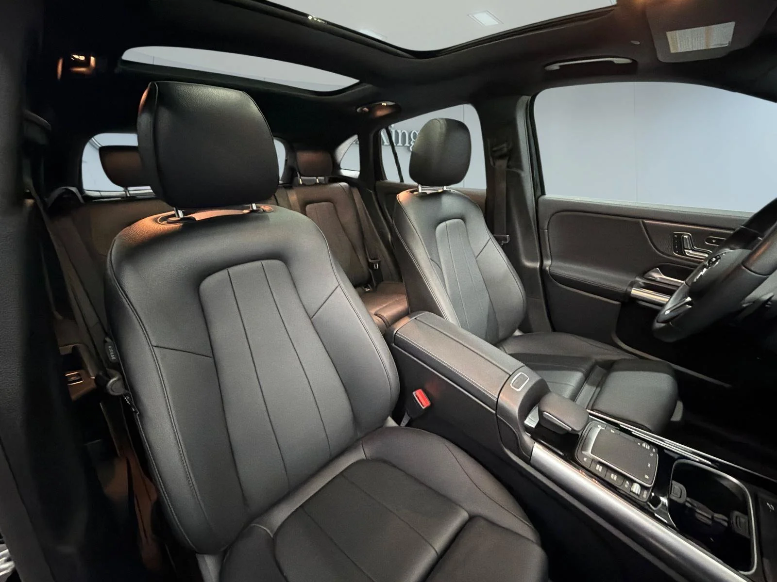 Used 2023 Black Mercedes-Benz GLA 250 image 3