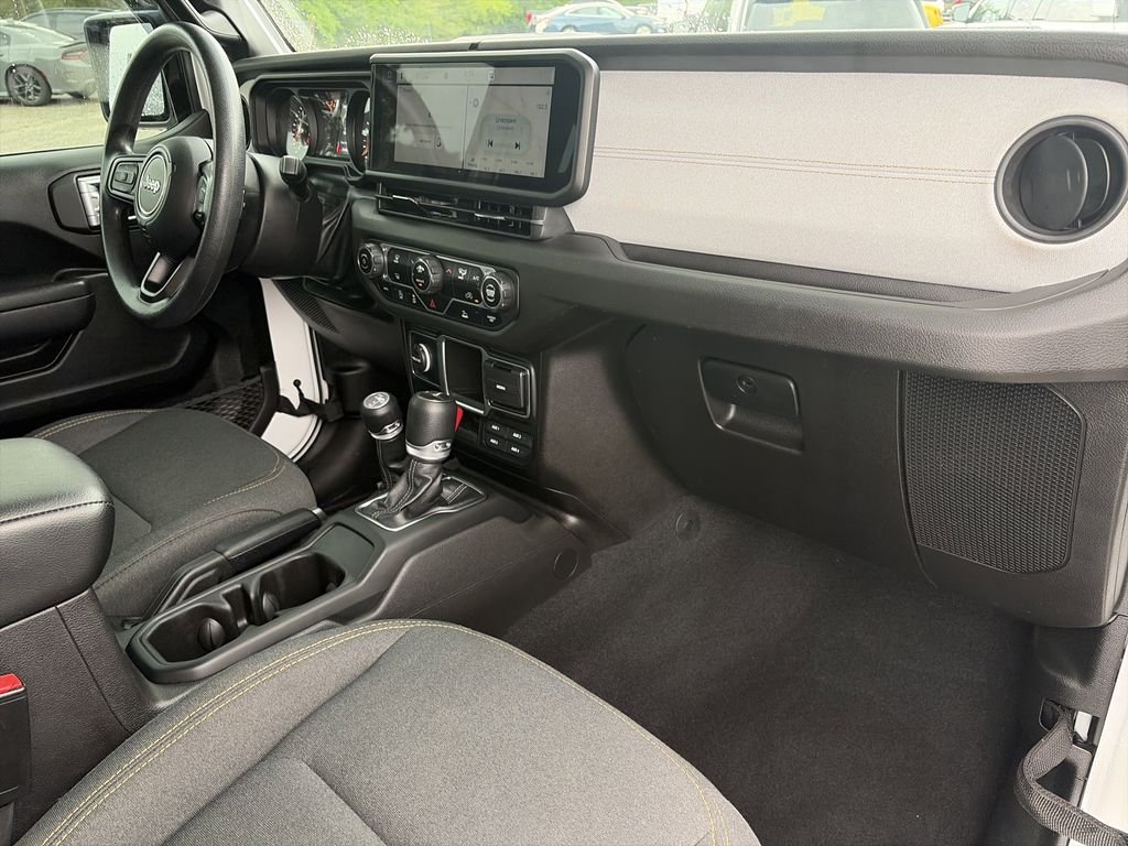 Used 2024 White Jeep Sport image 30