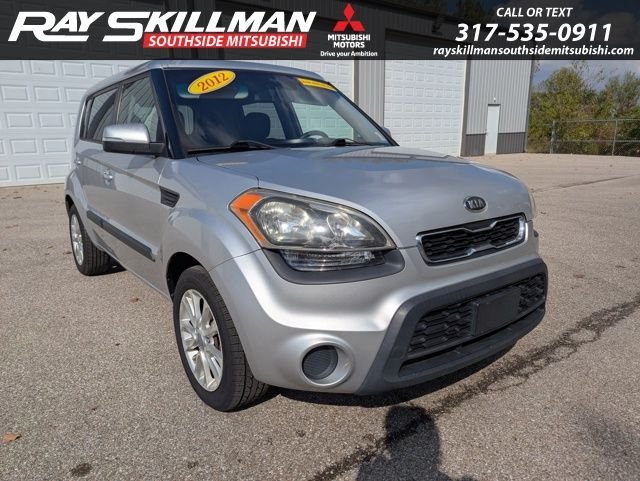 Used 2012 Silver Kia Plus image 3