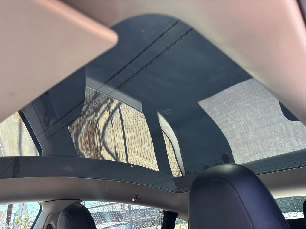 Used 2022  Tesla Performance image 13