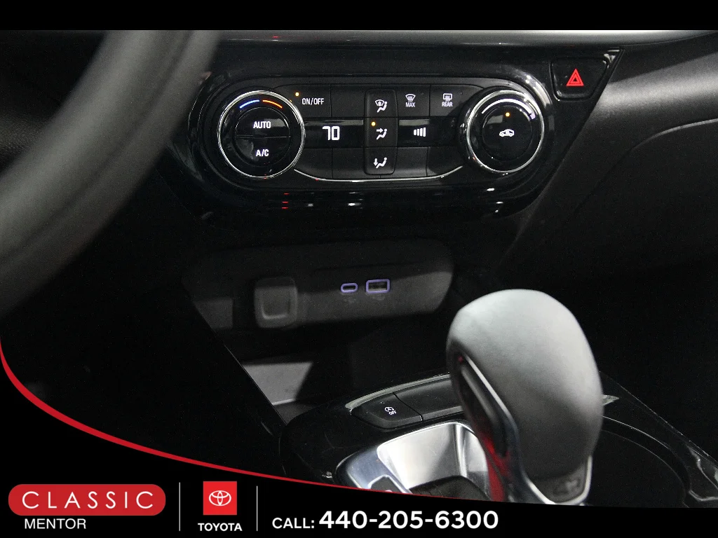 2024 Chevrolet Trax LT - Photo 13