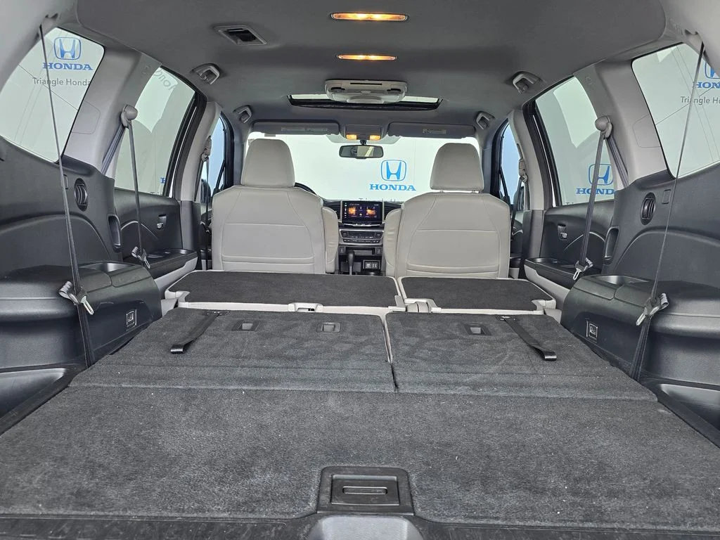 Used 2016 Silver Honda EX-L image 75