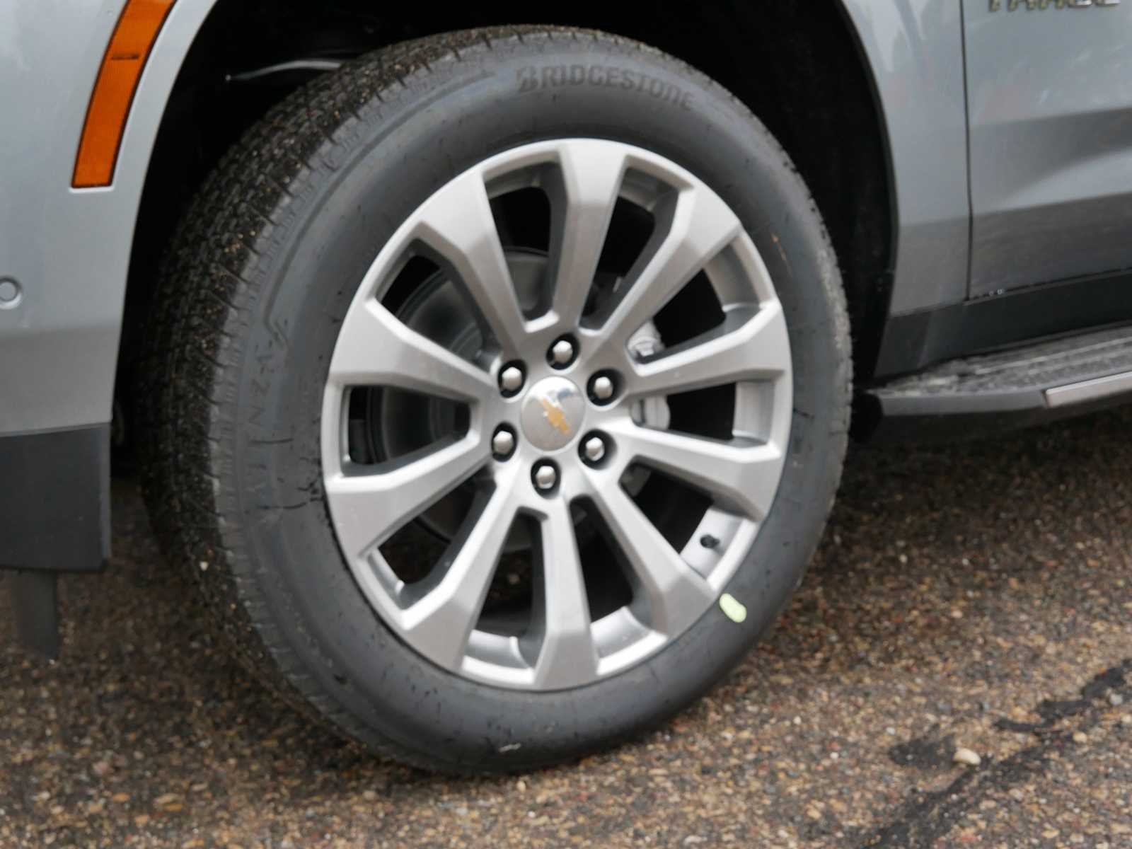 2026 Chevrolet Tahoe Premier - Photo 9