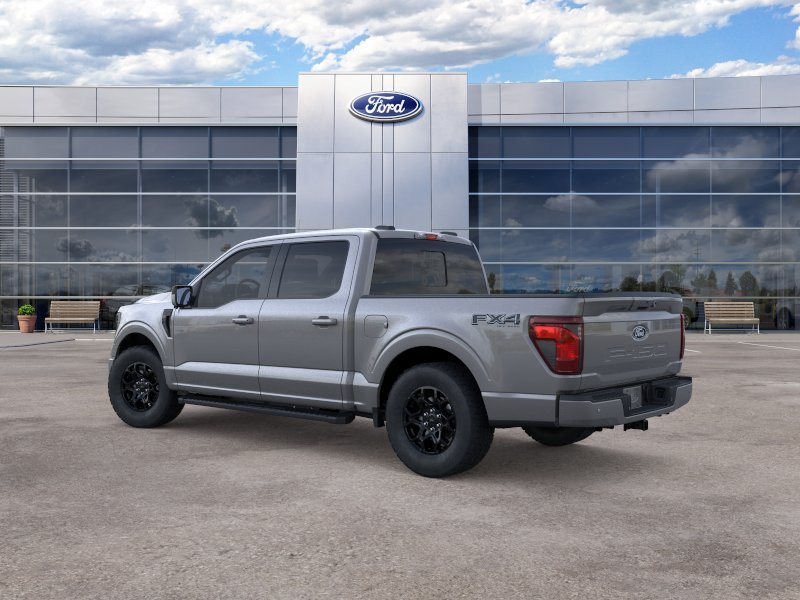 New 2026 Carbonized Gray Metallic Ford XLT image 5