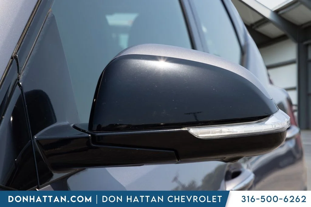 Used 2023 Gray Chevrolet Premier image 26