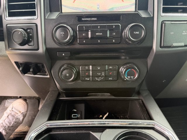Used 2017 Silver Ford XLT image 21