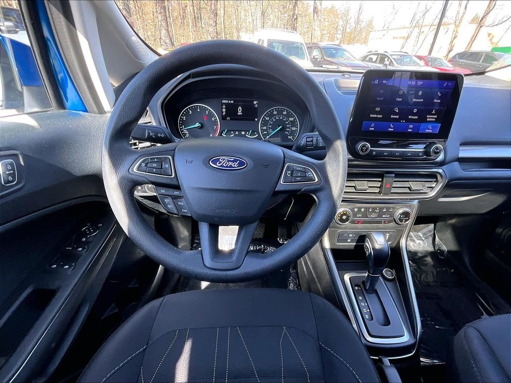 Used 2022 Lightning Blue Metallic Ford SE image 17
