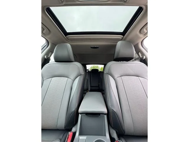 New 2026 MAGNETITE GRAY PEARL Subaru Limited image 28