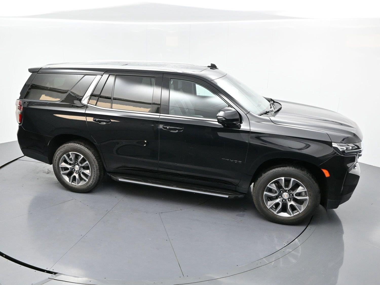 Used 2023 BLACK Chevrolet LT image 49