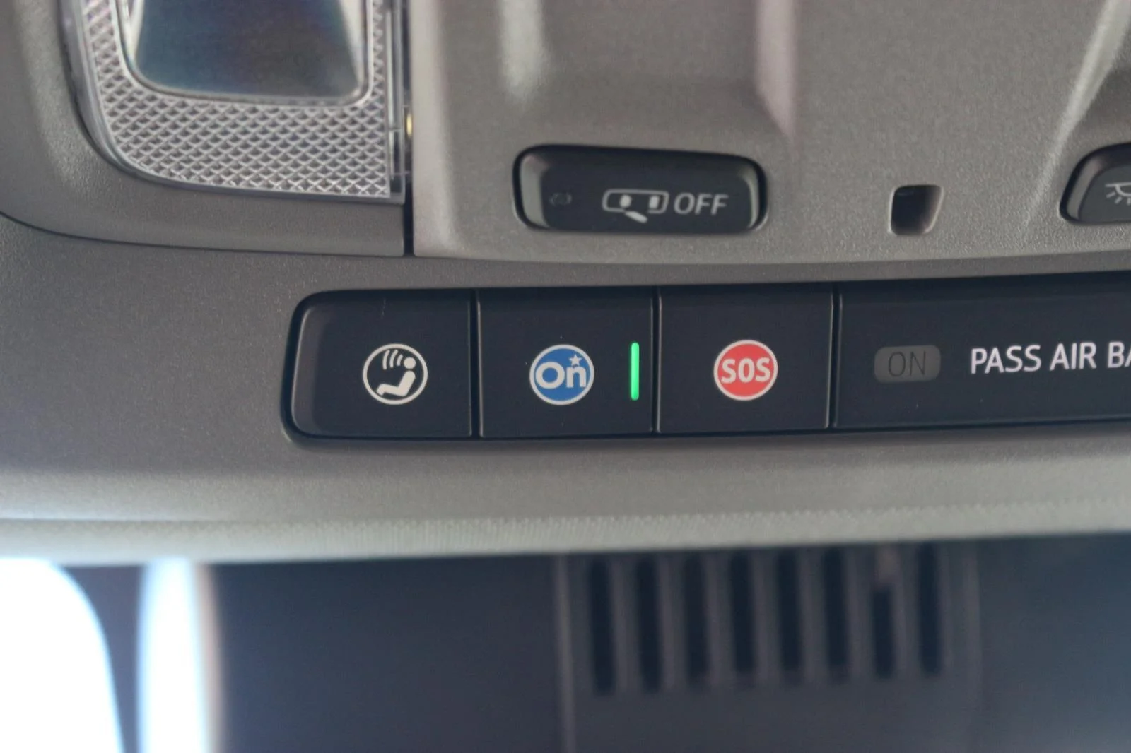 Used 2023 Summit White GMC Elevation image 32