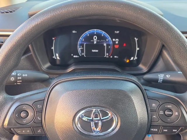 Used 2026  Toyota LE image 25