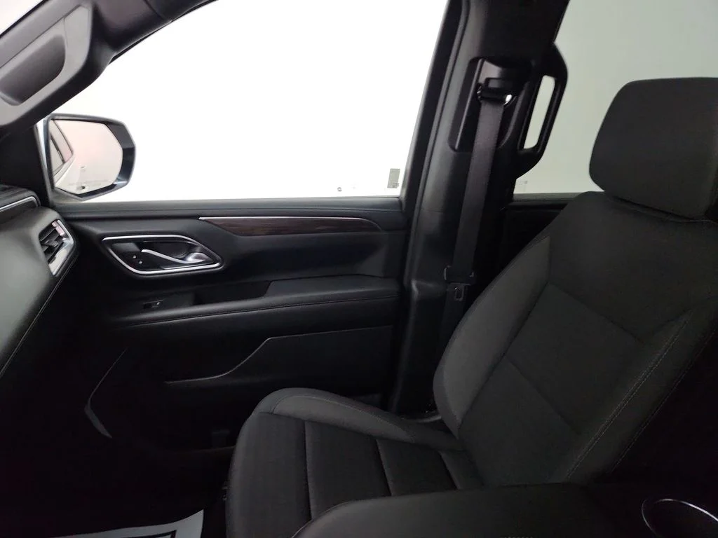 Used 2023 White Chevrolet LS image 11
