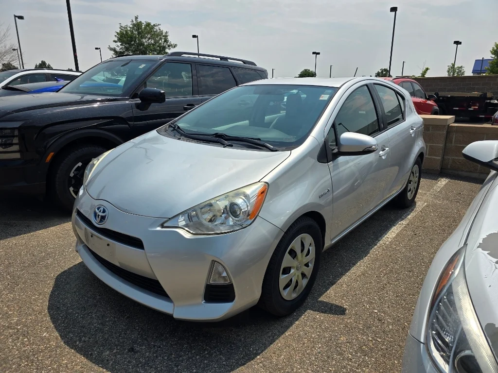 Used 2014 Classic Silver Metallic Toyota One image 1