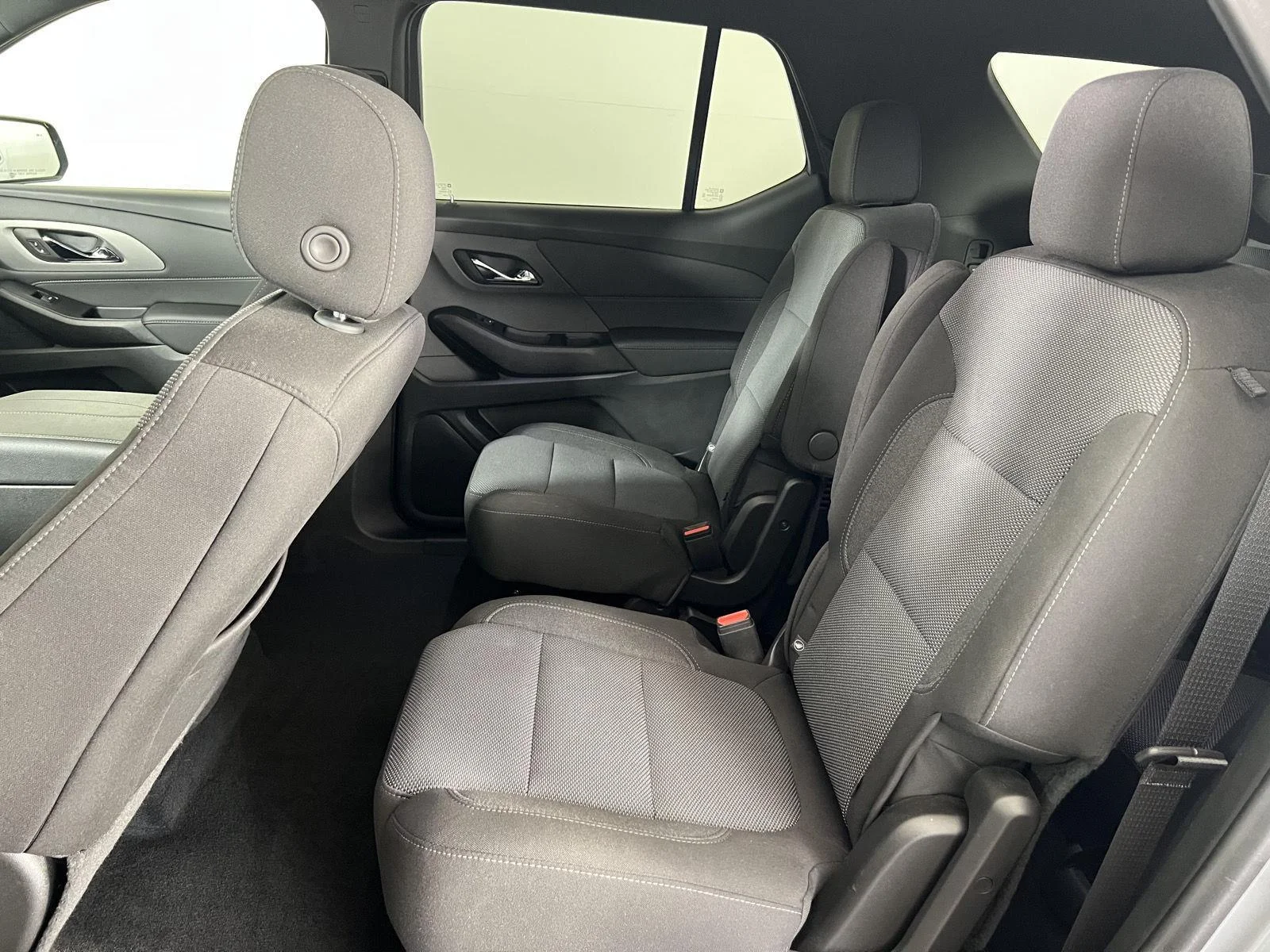 Used 2023 Sterling Gray Metallic Chevrolet LT Cloth image 18