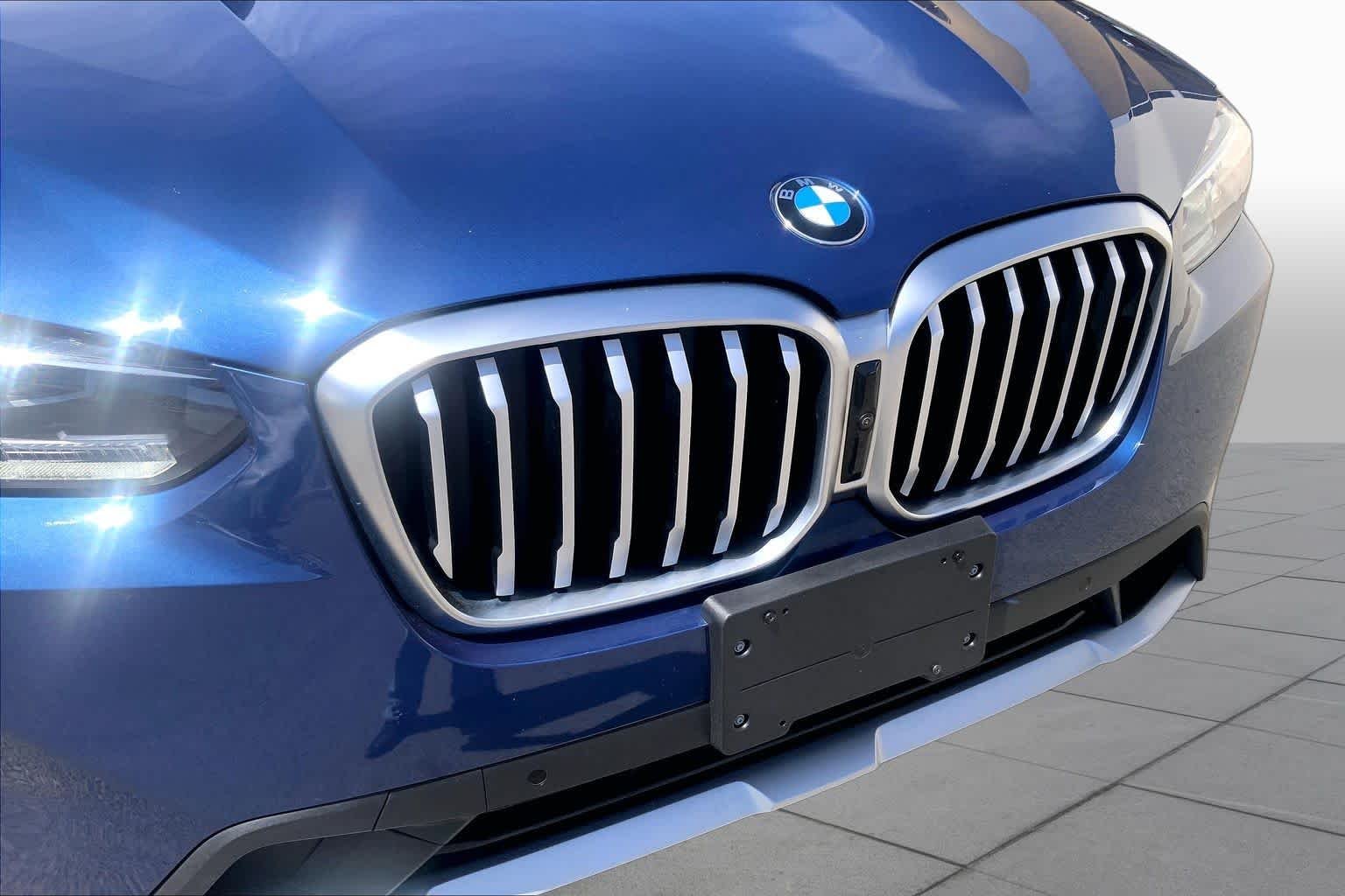 Used 2023 Phytonic Blue Metallic BMW xDrive30i image 29