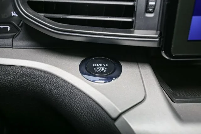 Used 2023 Black Ford XLT image 28