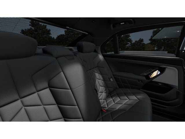 New 2027 Alpine White BMW i7 image 12