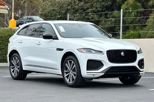 2026 Jaguar F-Pace R-Dynamic S - Photo 7