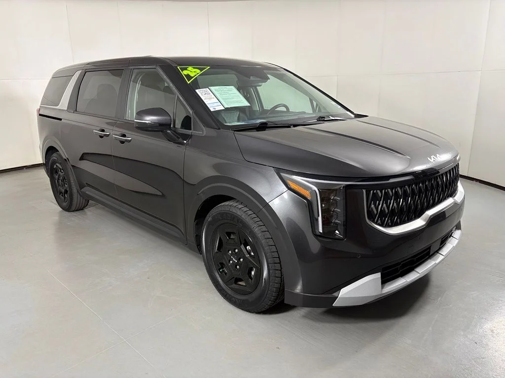 Used 2025 Gray Kia LXS image 2