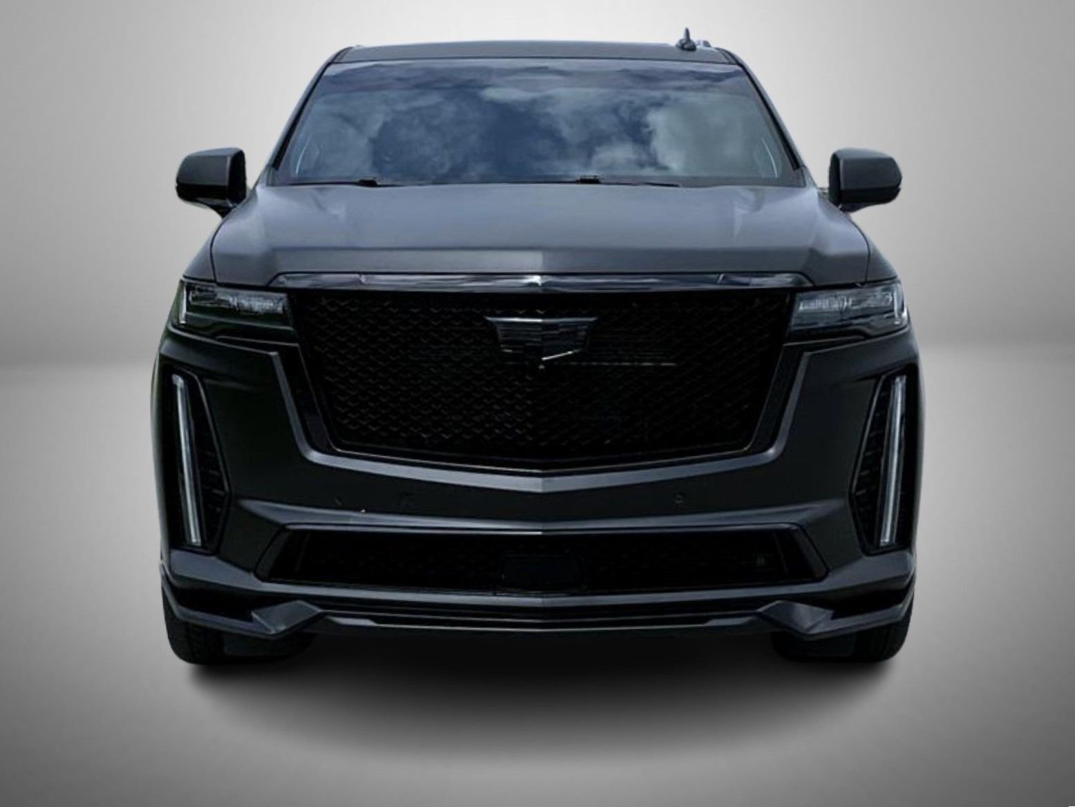 Used 2024 White Cadillac V-Series image 2