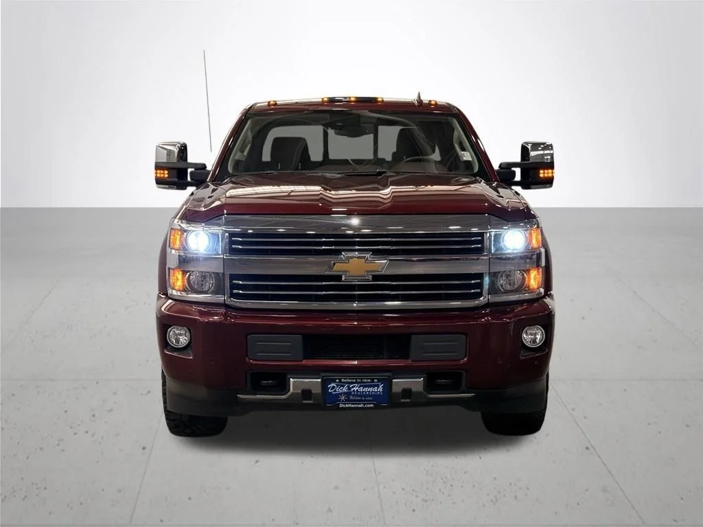 Used 2016 Red Chevrolet High Country image 2