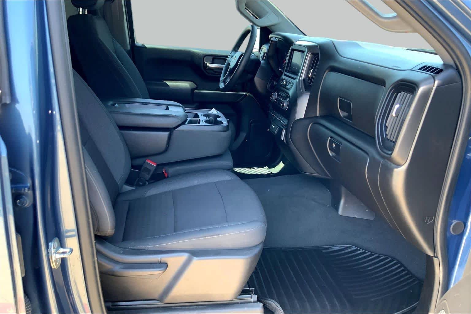 Used 2024 Lakeshore Blue Metallic Chevrolet Custom image 9