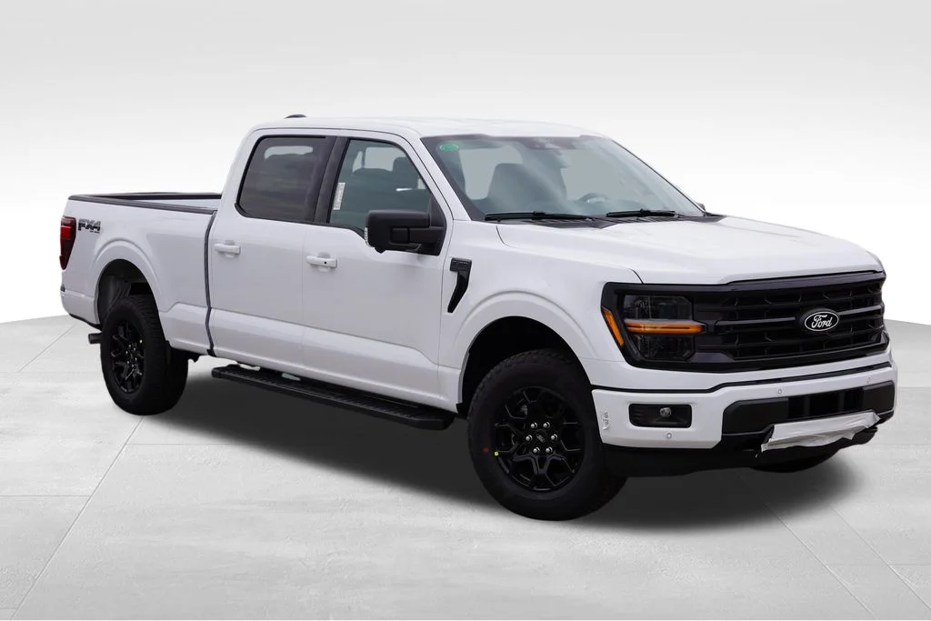 New 2026 White Ford XLT image 1