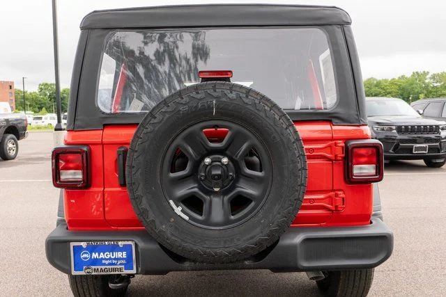 New 2026 Firecracker Red Clear-Coat Exterior Paint Jeep Sport image 6
