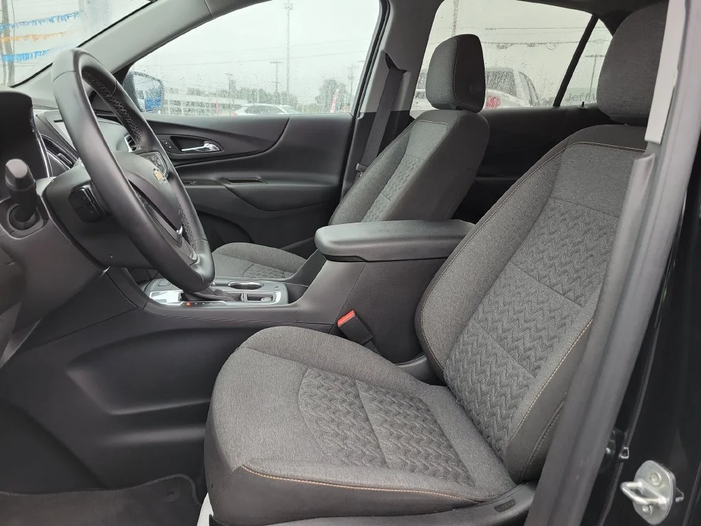 Used 2023 Mosaic Black Metallic Chevrolet LT image 21