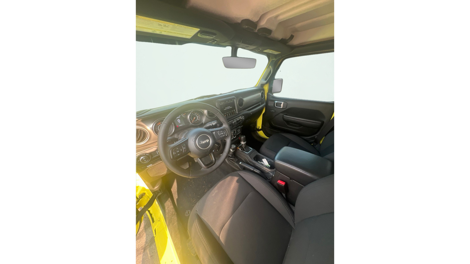 Used 2023 High Velocity Clearcoat Jeep Sport S image 7