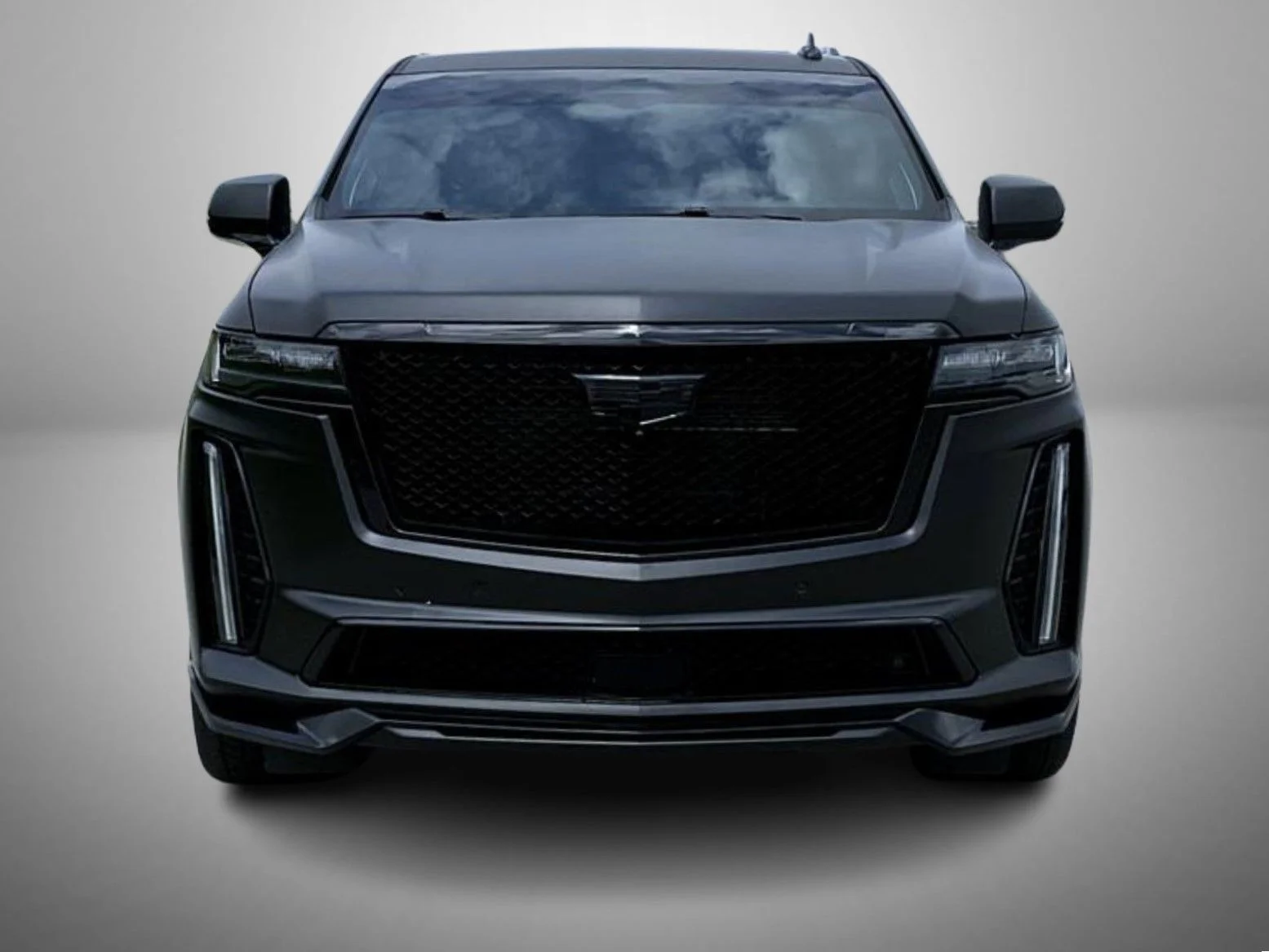 Used 2024 White Cadillac V-Series image 2