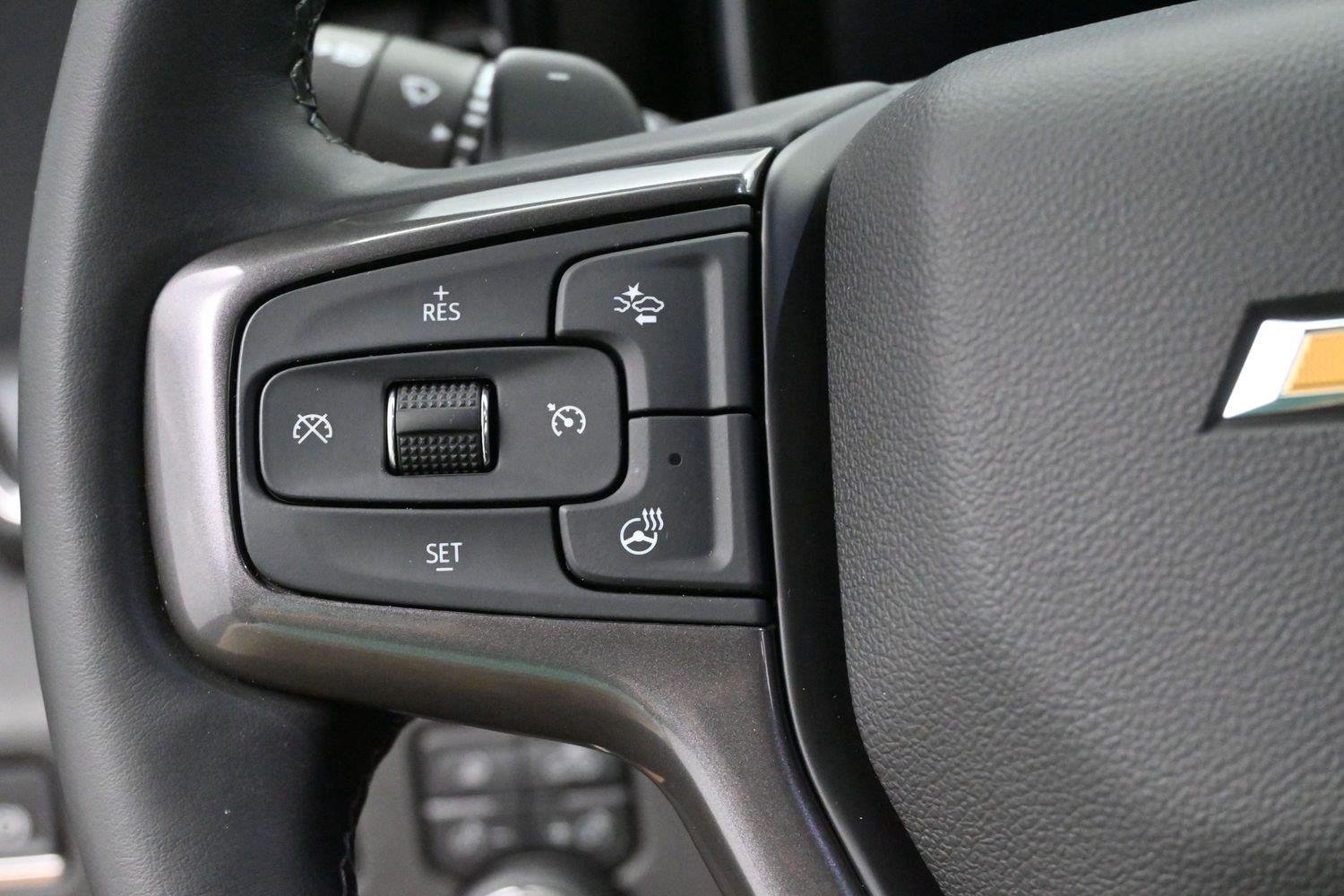 Used 2025 Sterling Gray Metallic Chevrolet High Country image 17
