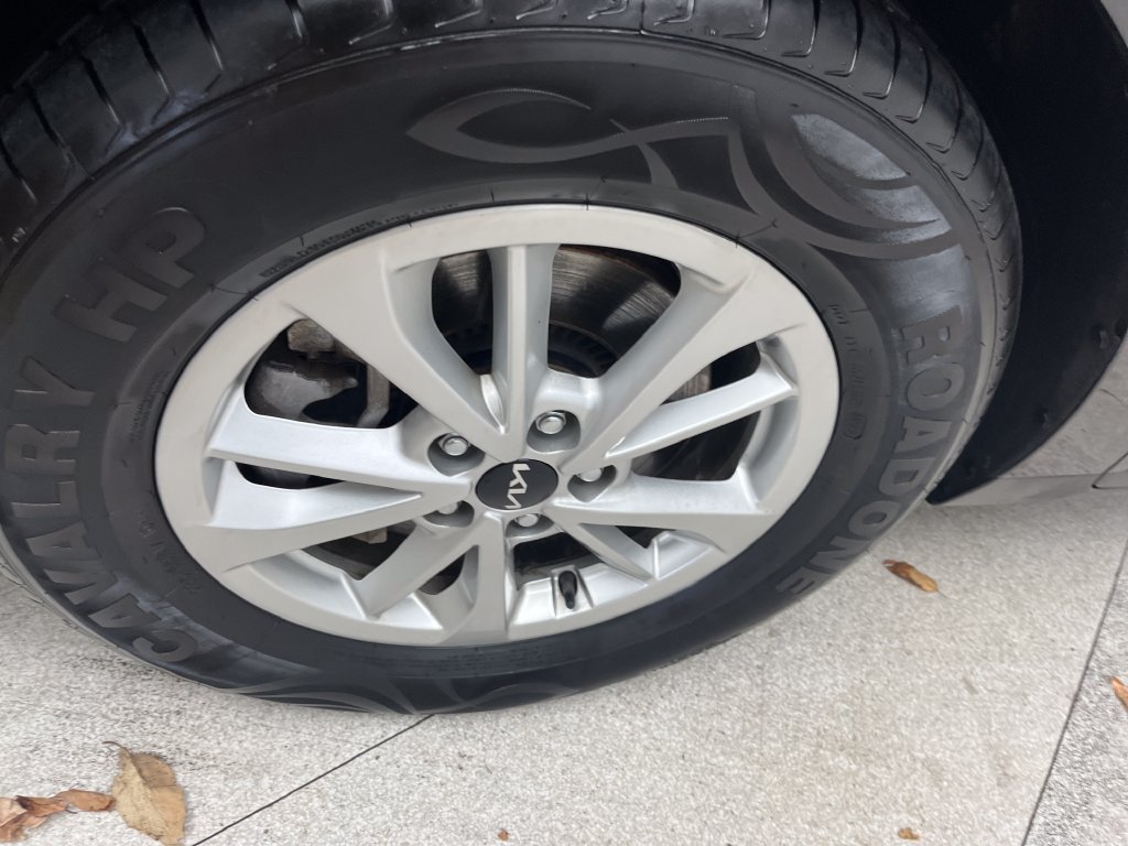 Used 2023 Gray Kia LX image 9