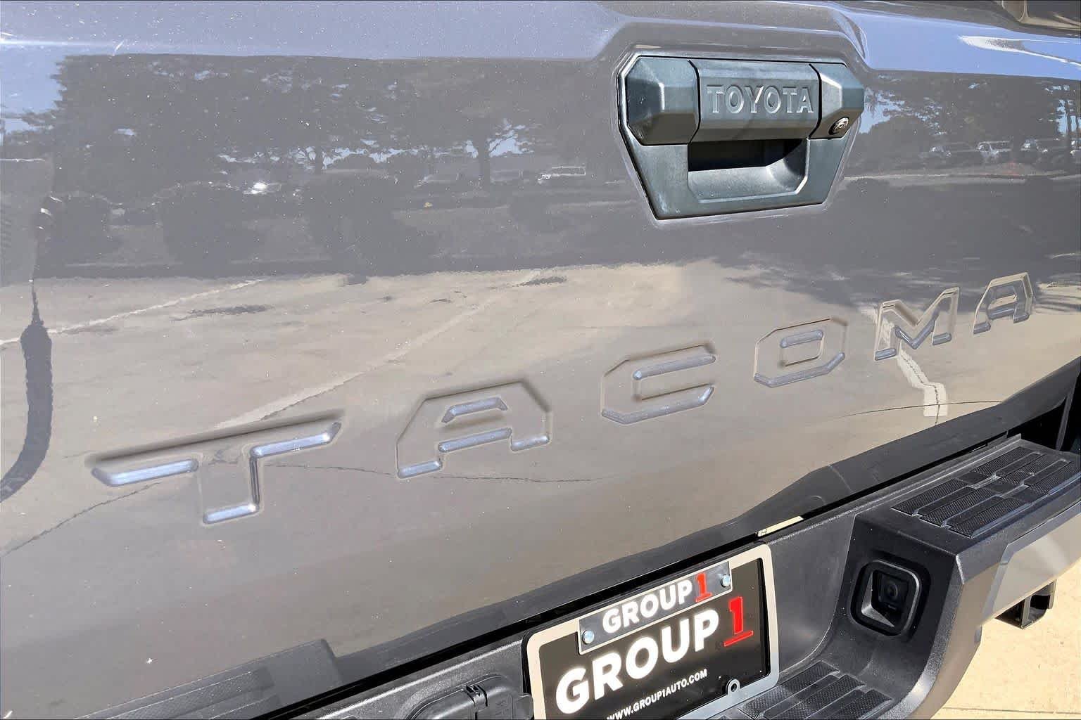 Used 2025 Underground Toyota SR5 image 32