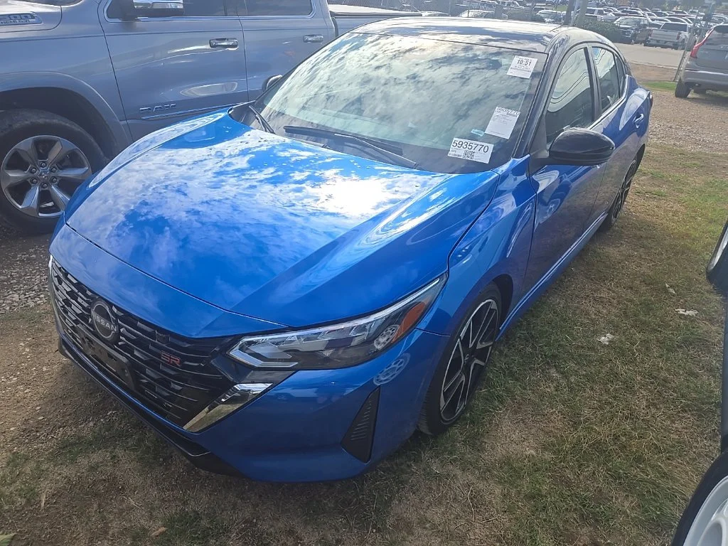 Used 2025 Blue Nissan SR image 1