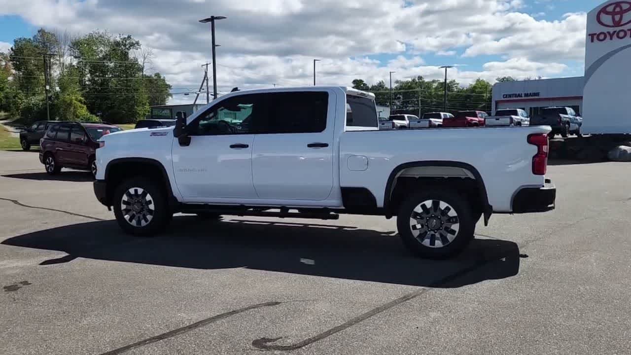 2026 Chevrolet Silverado 2500 HD Custom - Photo 6