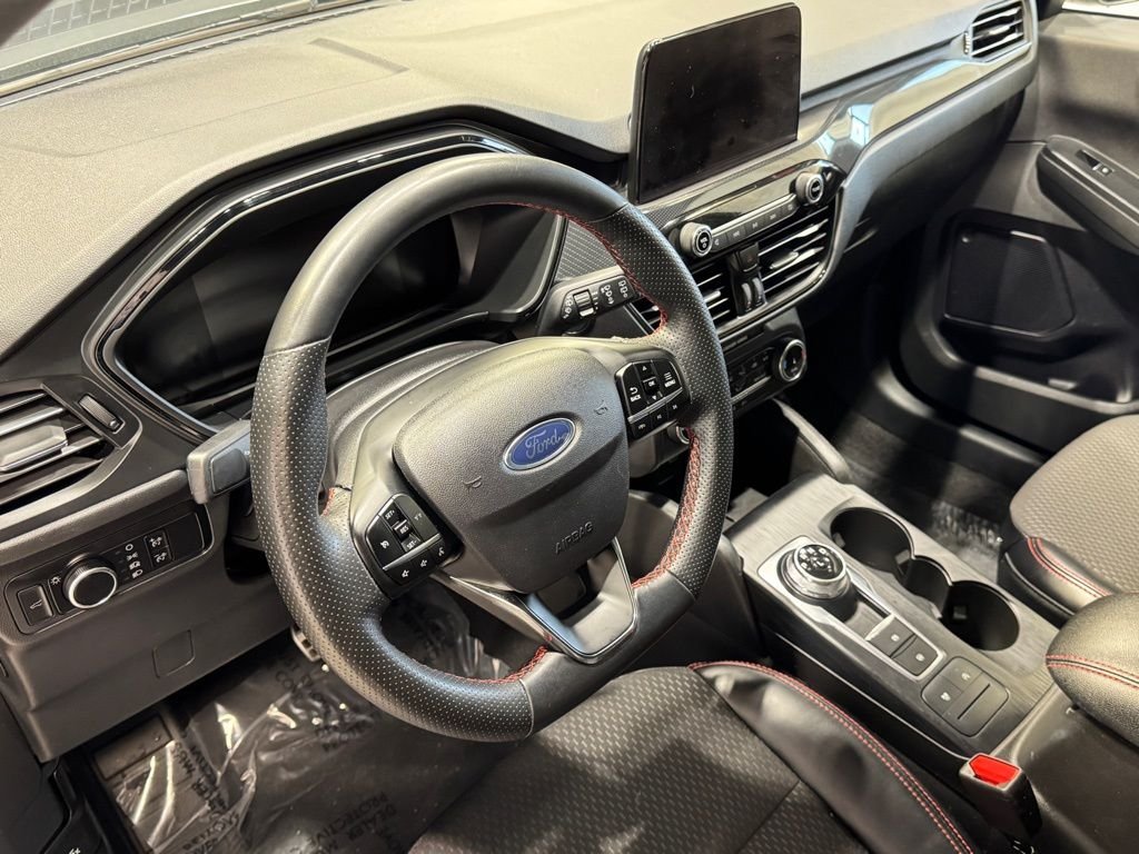 2024 Ford Escape ST-Line - Photo 17