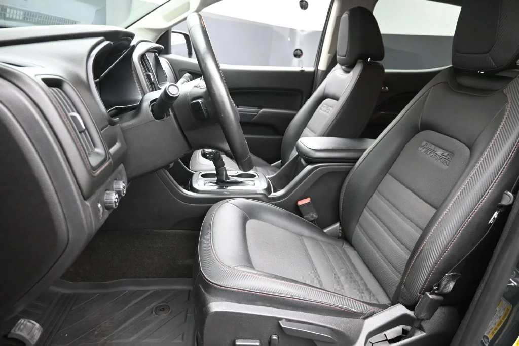 Used 2015 Gray GMC SLE1 image 15