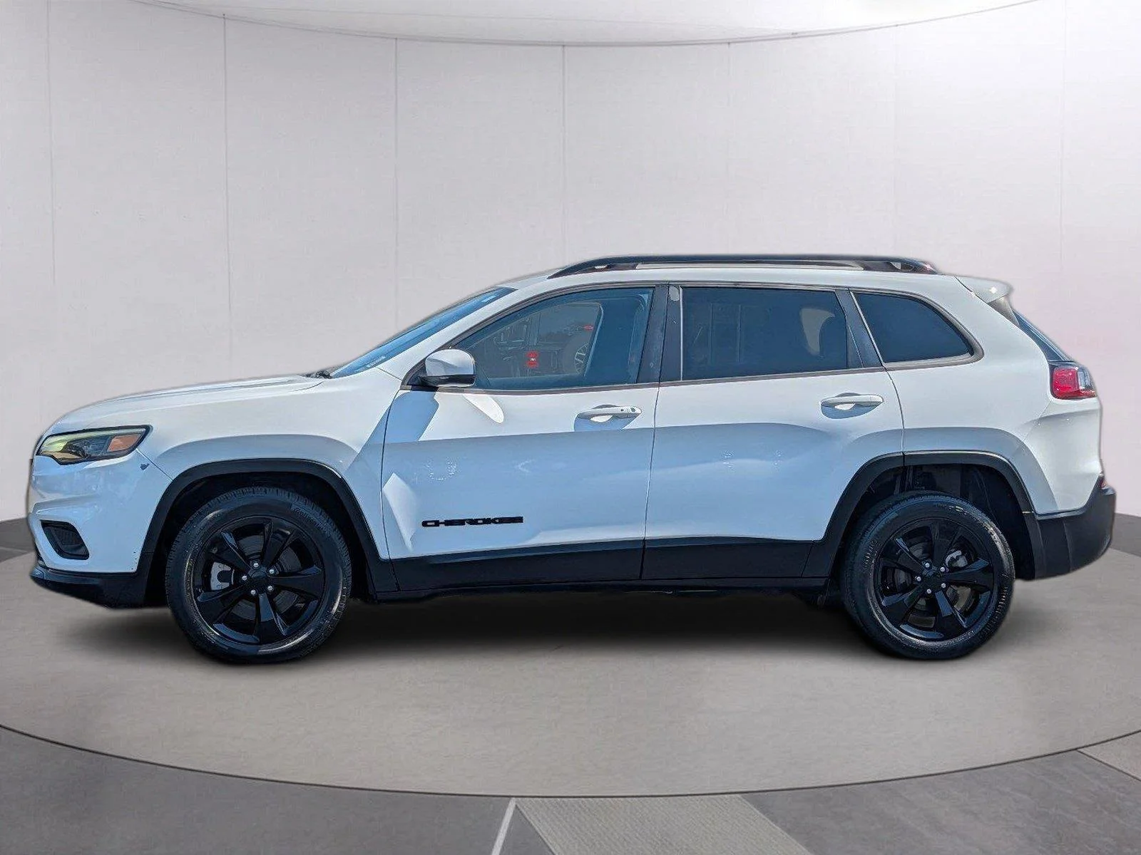 Used 2021 Bright White Clearcoat Jeep Altitude image 2
