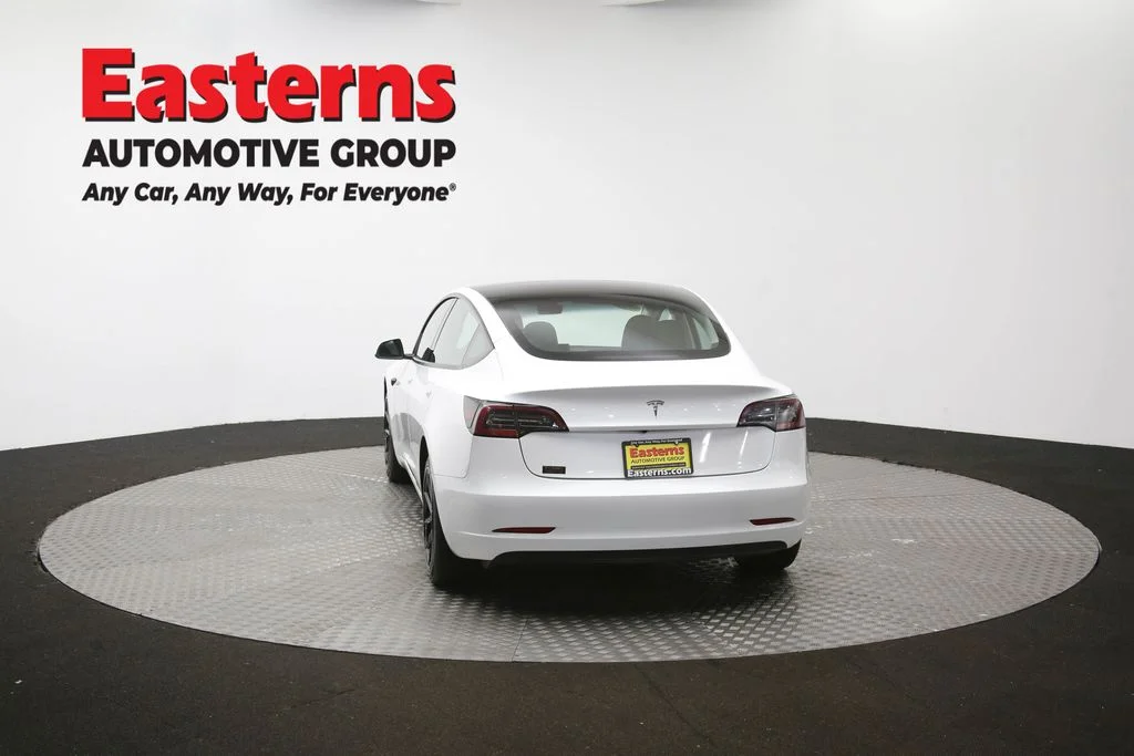 Used 2023 White Tesla Base image 31