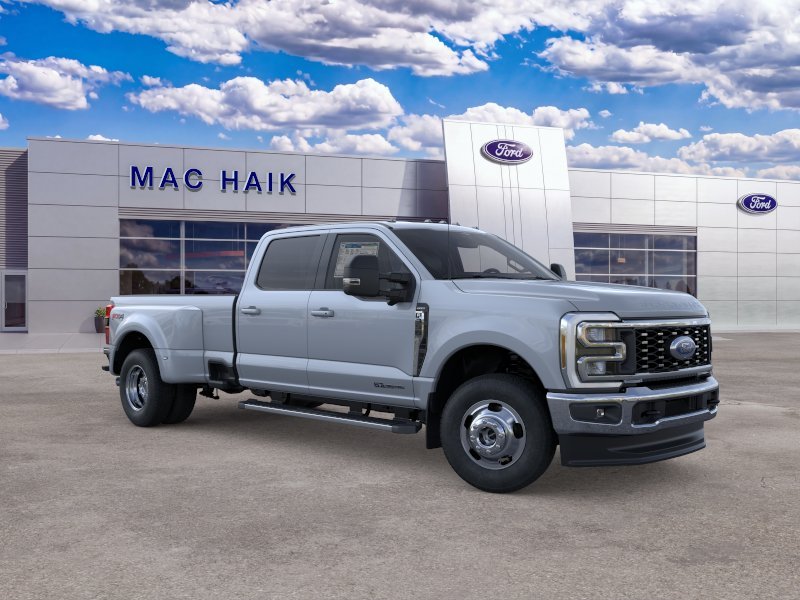 New 2026 Glacier Gray Metallic Tri-Coat Ford F-350® Lariat® image 29