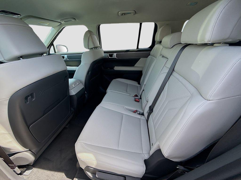 New 2026 Serenity White Hyundai SEL image 17