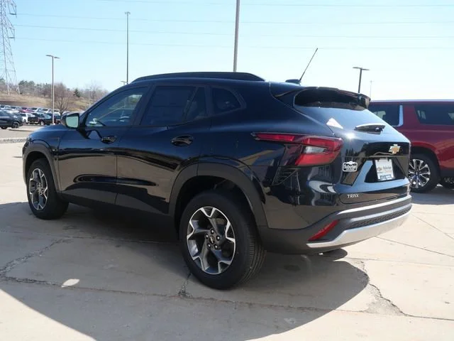 2026 Chevrolet Trax LT - Photo 5