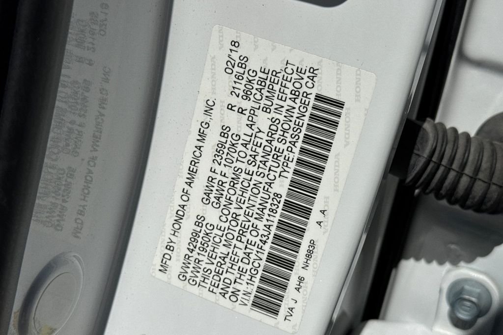 Used 2018 Platinum White Pearl Honda EX image 30
