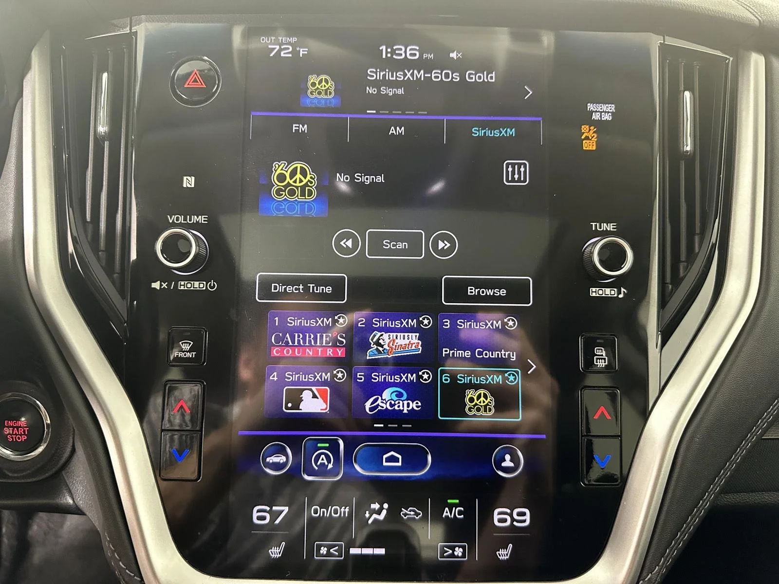 Used 2021  Subaru  image 6