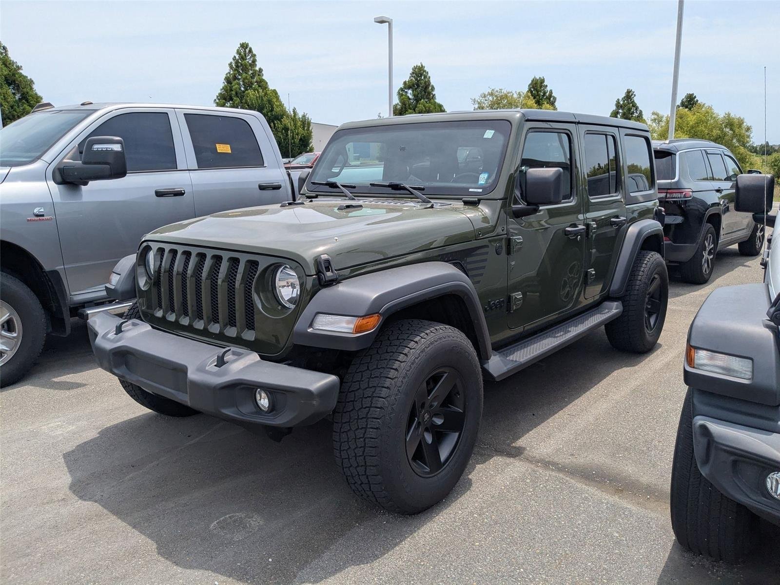 Used 2021 Sarge Green Clearcoat Jeep Unlimited Sport S image 1