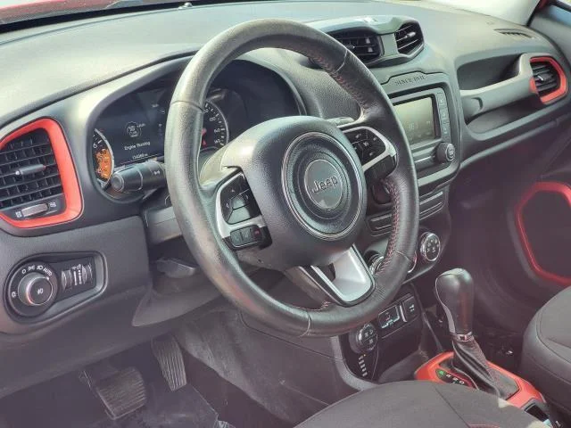 Used 2015 Colorado Red Jeep Trailhawk image 6