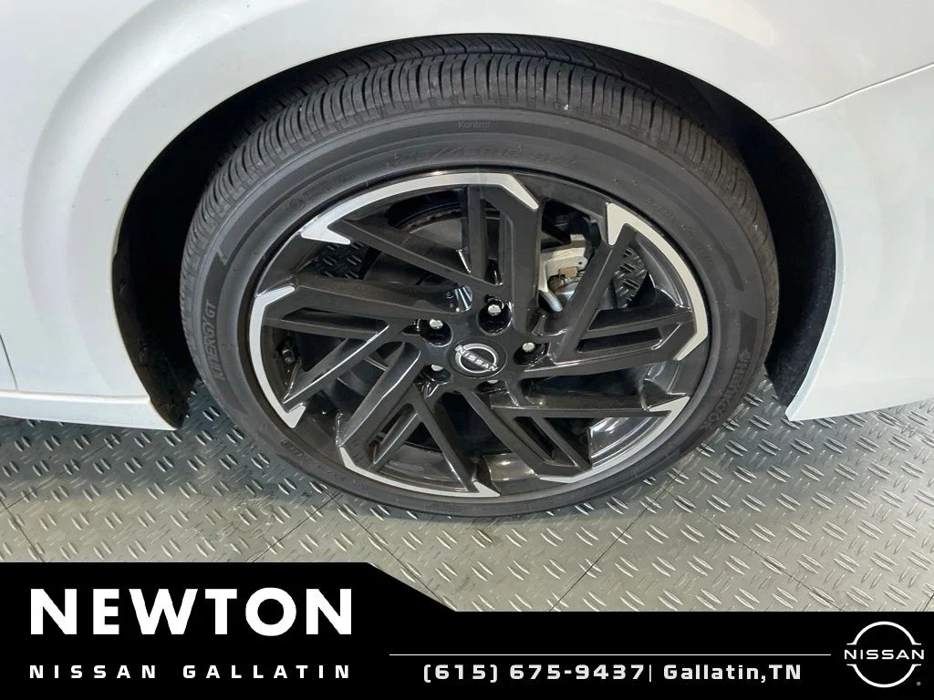 Used 2026 White Nissan SR image 29