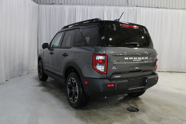 New 2026 Carbonized Gray Metallic Ford Outer Banks image 23